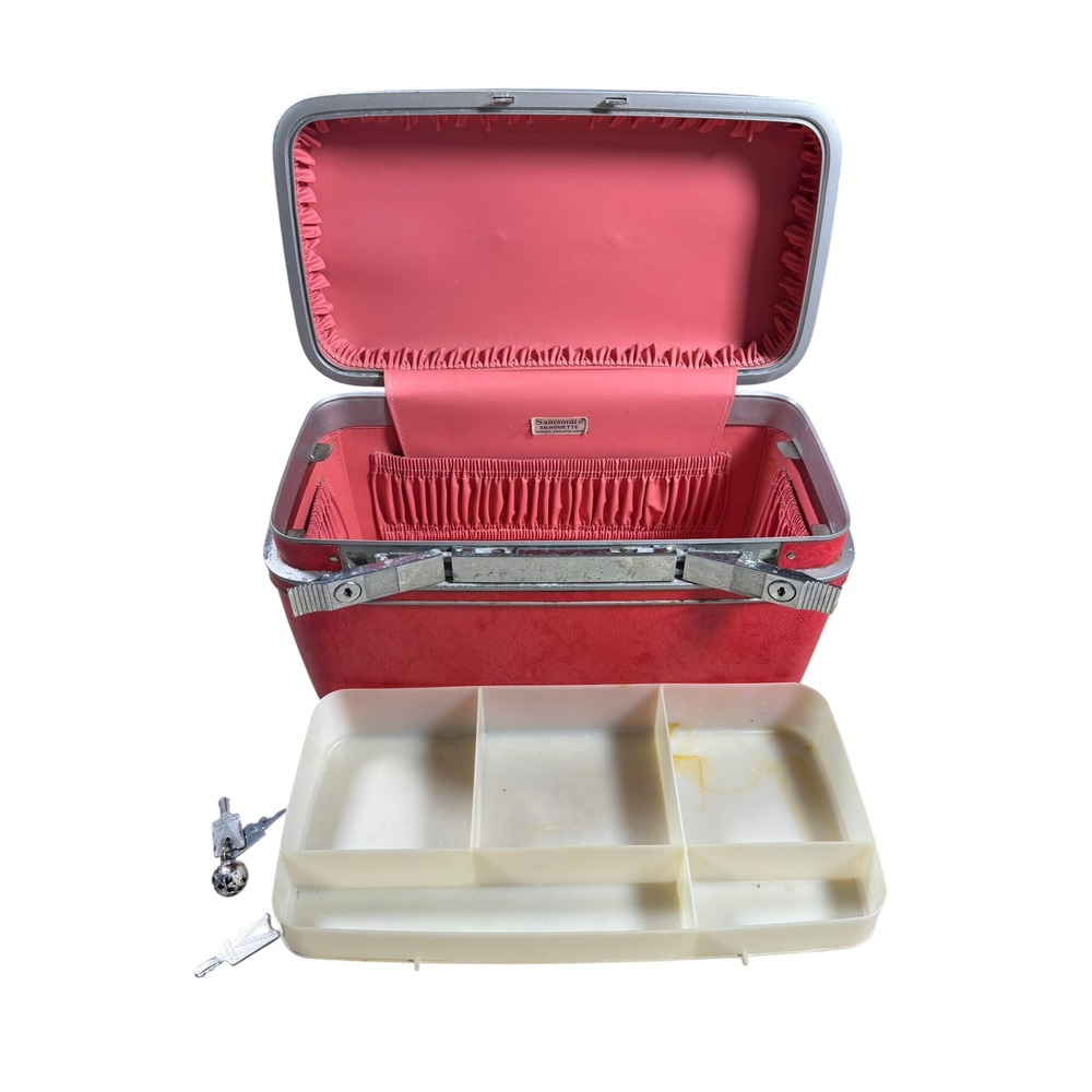 Vintage Samsonite Silhouette Train Case Red Hard Shell Makeup Vanity Box Keys